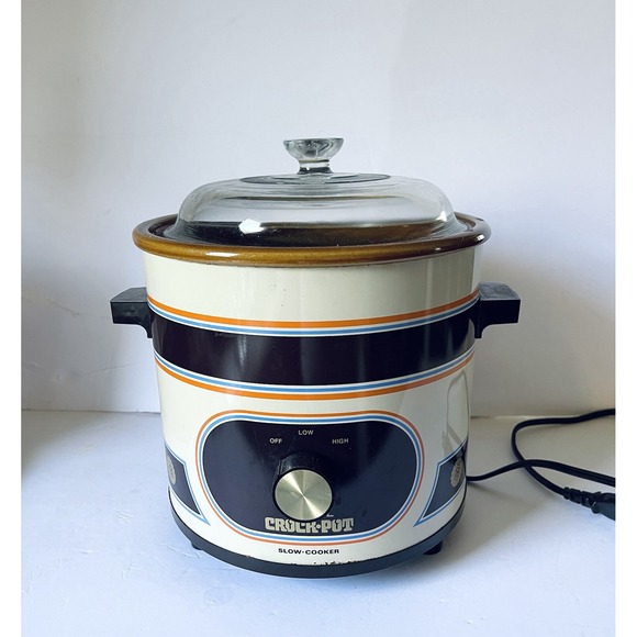 Rival Crock Pot Slow Cooker Model 3100/2 qt Cream Brown